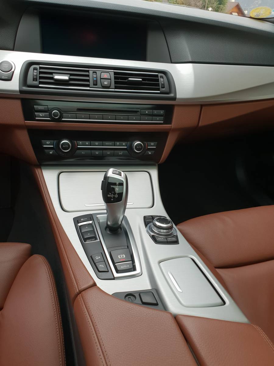 BMW série 5 touring - Nettoyage complet interieur et exterieur près de Sévrier