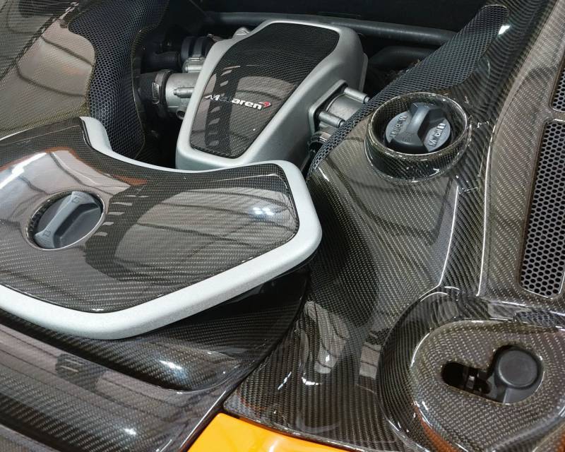 MacLaren MP4-12C - Detailing complet interieur et exterieur près du Grand Bornand en Haute-Savoie