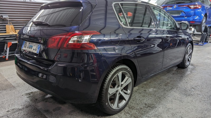 Peugeot 308 - Nettoyage complet intérieur et extérieur près d'Argonay en Haute Savoie