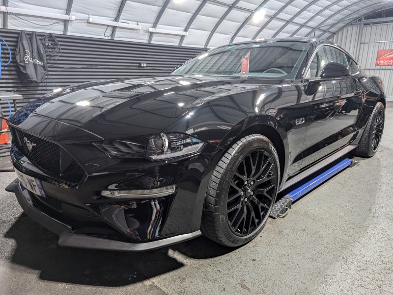 Ford Mustang GT 5.0L 2018 - protection céramique Gtechniq longue durée, dureté 10H pour préserver des micro-rayures et ultra brillant près d'Annecy en Haute-Savoie