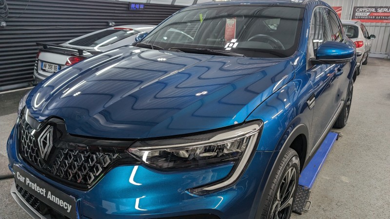 Renault Arkana neuve - traitement céramique longue durée, facilité de lavage et anti UV près de Thônes en Haute-Savoie