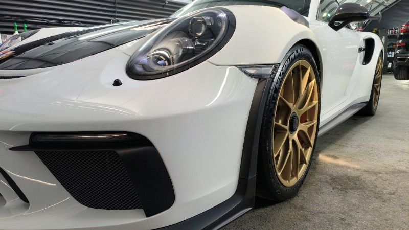 detailing-porsche-911-gt3-rs-jantes-magnesium-annecy-74