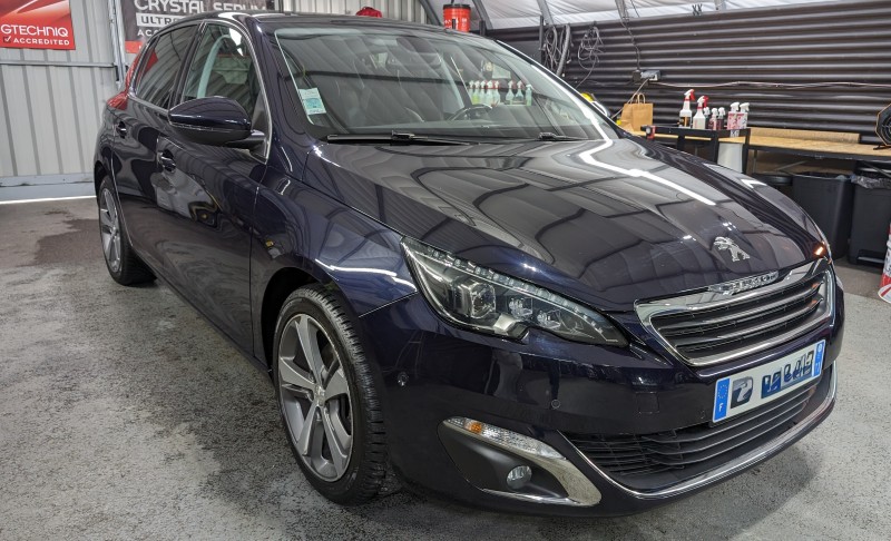 Peugeot 308 - Nettoyage complet intérieur et extérieur près d'Argonay en Haute Savoie