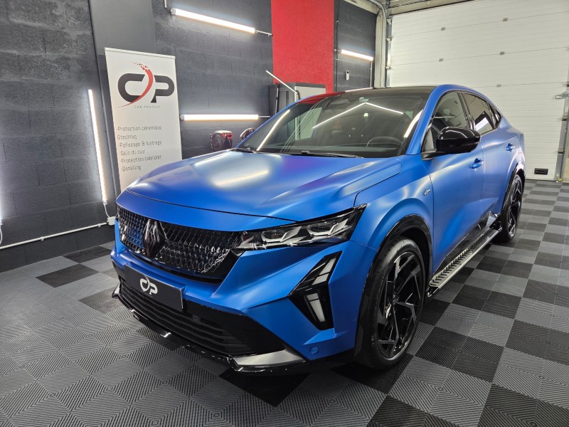 protection ceramique sur une renault Rafale esprit alpine bleu satin à annecy en haute-savoie