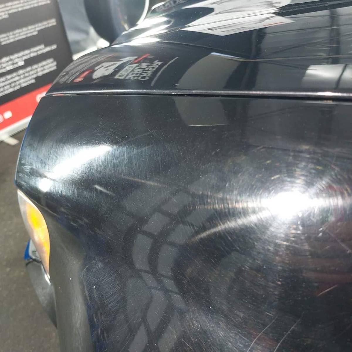Grand Jeep Cheerokee SRT8 - Detailing et polissage de correction intensif avec fintion miroir près de Bonneville en Haute-Savoie