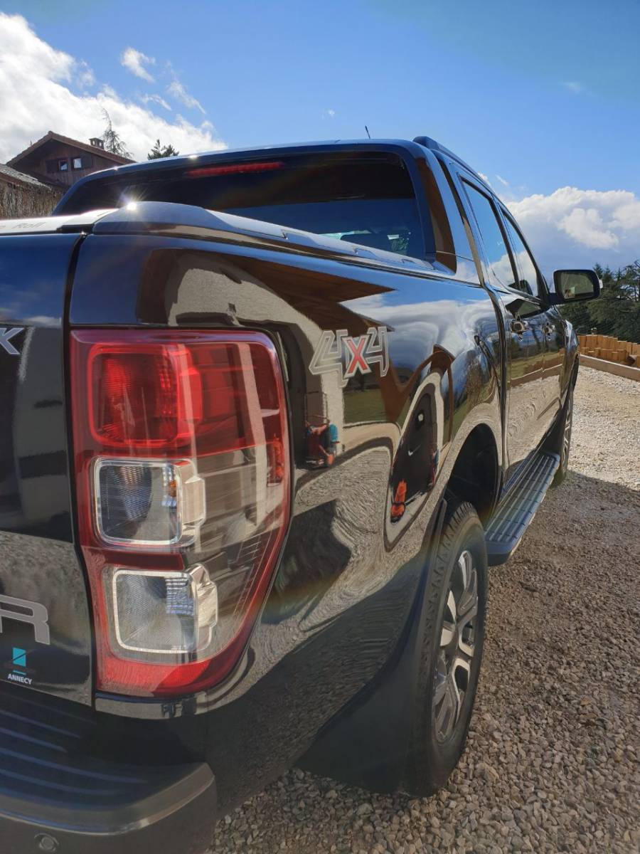 nettoyage complet d'un ford ranger à Annecy