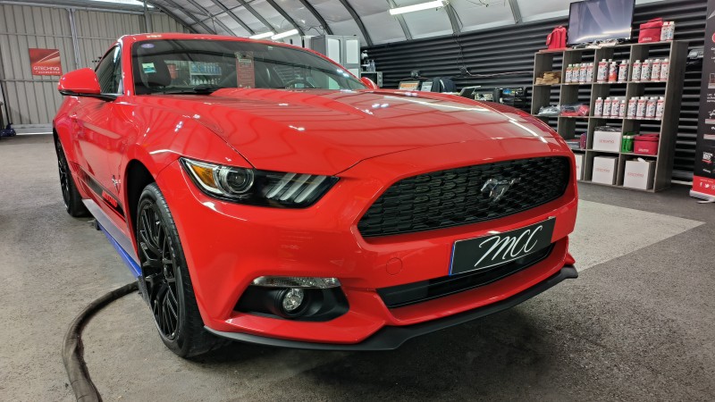 traitement céramique sur une Ford Mustang près d'Annecy