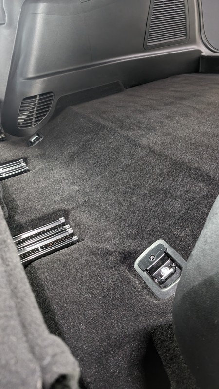 Ford S Max - nettoyage intérieur et assainissement ozone près de Villaz